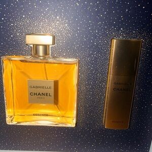 CHANEL Gabrielle Essence Signature Box